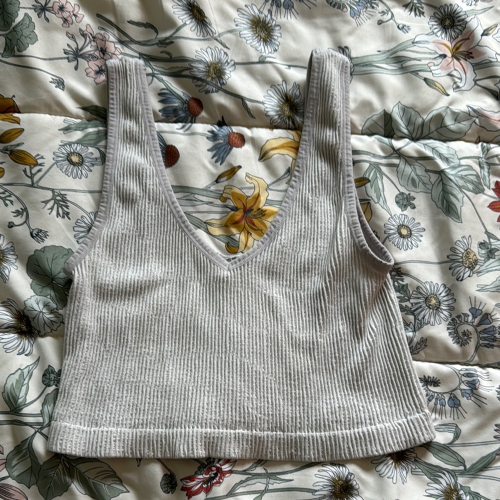 Forever 21 Gray/White Ribbed Crop Tank Top